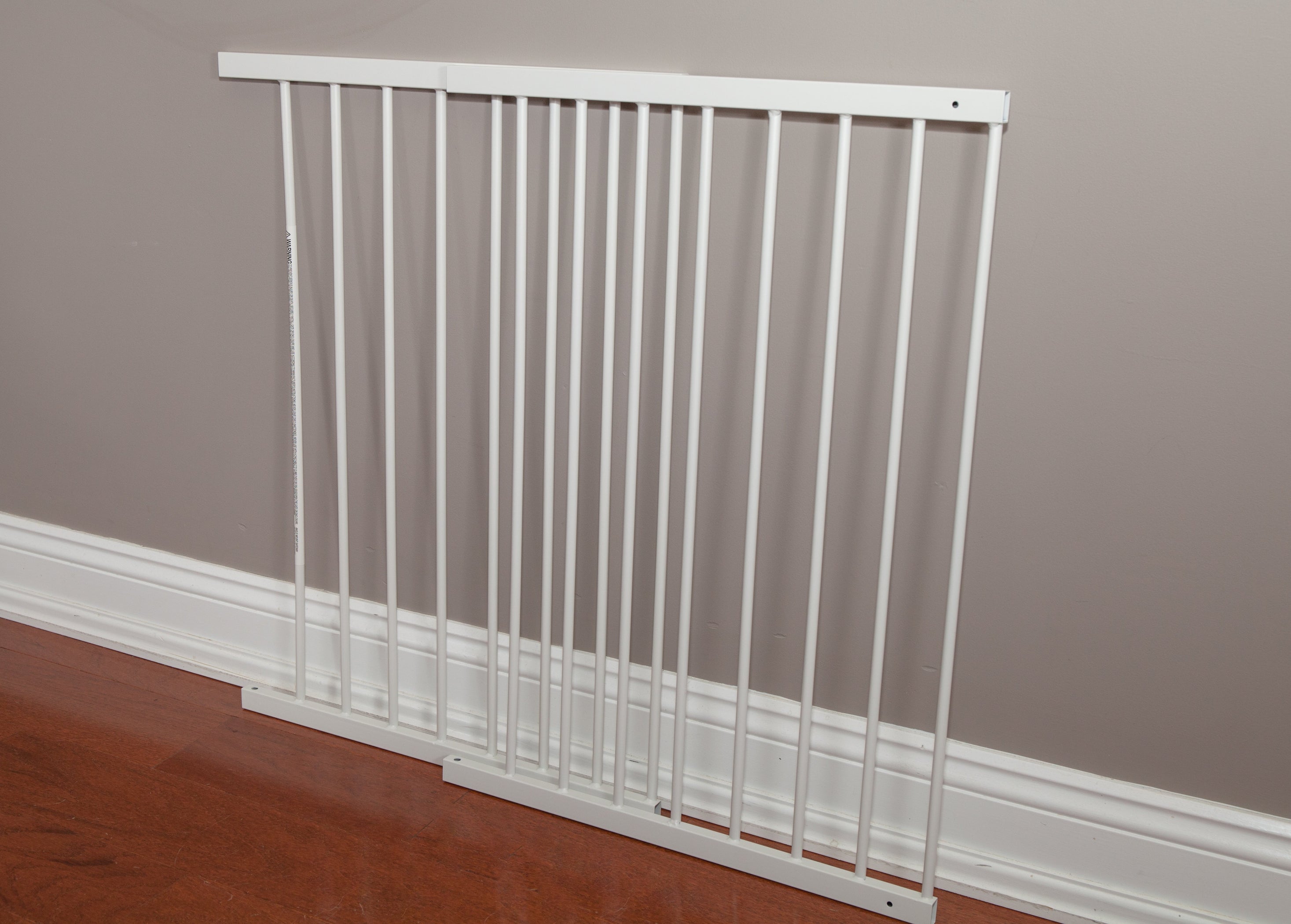 KidCo Angle Mount Safeway Safety Gate, White & Black Child Safety